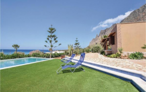 4 Bedroom Cozy Home In Custonaci